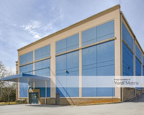 Source URL: https://cdnsc.rentcafe.com/dmslivecafe/3/1067417/1067417-1-5.jpg?width=-1&height=385&quality=80