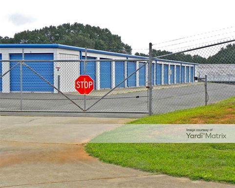 Source URL: https://cdnsc.rentcafe.com/dmslivecafe/3/1067423/1067423-1-2.jpg?width=-1&height=385&quality=80