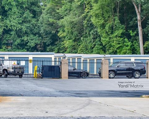 Source URL: https://cdnsc.rentcafe.com/dmslivecafe/3/1067445/1067445-1-2.jpg?width=-1&height=385&quality=80