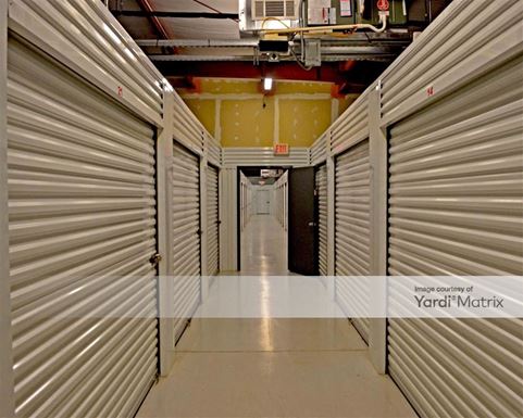 Source URL: https://cdnsc.rentcafe.com/dmslivecafe/3/1067458/1067458-1-3.jpg?width=-1&height=385&quality=80