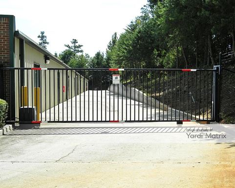 Source URL: https://cdnsc.rentcafe.com/dmslivecafe/3/1067465/1067465-1-4.jpg?width=-1&height=385&quality=80