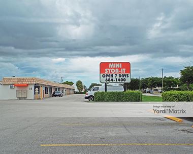 Storage Units for Rent available at 1547 North Florida Mango Road, West Palm Beach, FL 33409