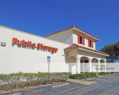 Storage Units for Rent available at 455 Hypoluxo Road, Lantana, FL 33462