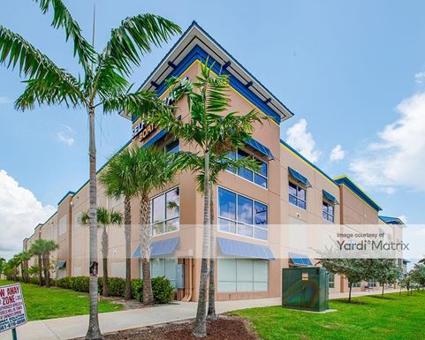 Source URL: https://cdnsc.rentcafe.com/dmslivecafe/3/1067497/1067497-1-2.jpg?width=-1&height=385&quality=80