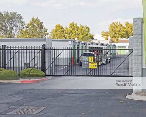 Source URL: https://cdnsc.rentcafe.com/dmslivecafe/3/1067505/1067505-1-3.jpg?width=-1&height=385&quality=80