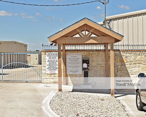 Source URL: https://cdnsc.rentcafe.com/dmslivecafe/3/1067560/1067560-1-3.jpg?width=-1&height=385&quality=80