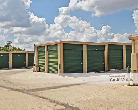 Source URL: https://cdnsc.rentcafe.com/dmslivecafe/3/1067562/1067562-1-5.jpg?width=-1&height=385&quality=80