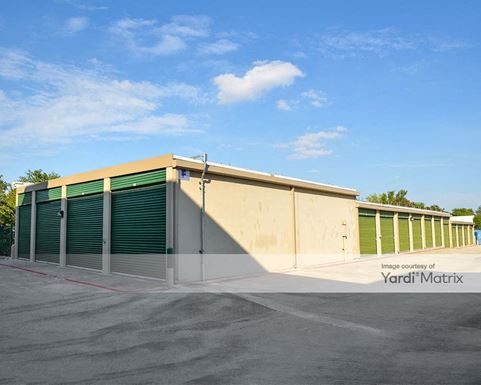 Source URL: https://cdnsc.rentcafe.com/dmslivecafe/3/1067563/1067563-1-4.jpg?width=-1&height=385&quality=80