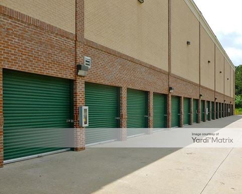 Source URL: https://cdnsc.rentcafe.com/dmslivecafe/3/1067567/1067567-1-2.jpg?width=-1&height=385&quality=80