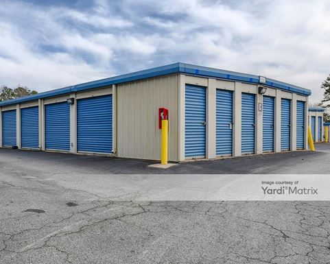 Source URL: https://cdnsc.rentcafe.com/dmslivecafe/3/1067591/1067591-1-4.jpg?width=-1&height=385&quality=80