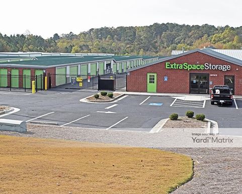 Source URL: https://cdnsc.rentcafe.com/dmslivecafe/3/1067592/1067592-1-3.jpg?width=-1&height=385&quality=80