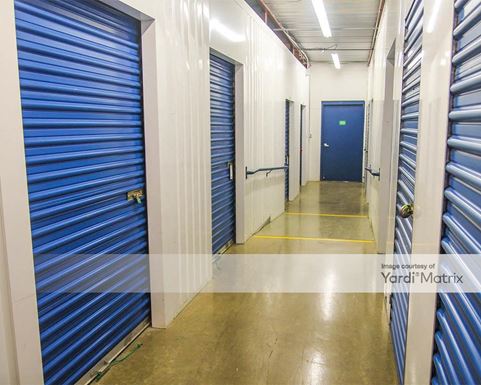 Source URL: https://cdnsc.rentcafe.com/dmslivecafe/3/1067605/1067605-1-5.jpg?width=-1&height=385&quality=80