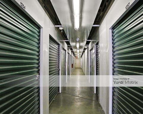 Source URL: https://cdnsc.rentcafe.com/dmslivecafe/3/1067617/1067617-1-5.jpg?width=-1&height=385&quality=80