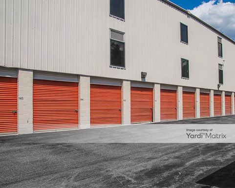 Source URL: https://cdnsc.rentcafe.com/dmslivecafe/3/1067626/1067626-1-3.jpg?width=-1&height=385&quality=80