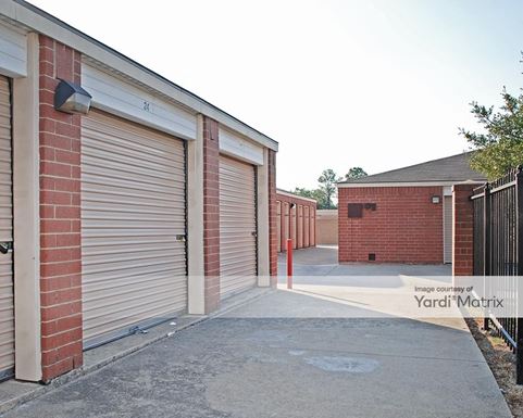 Source URL: https://cdnsc.rentcafe.com/dmslivecafe/3/1067627/1067627-1-2.jpg?width=-1&height=385&quality=80