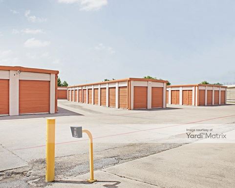 Source URL: https://cdnsc.rentcafe.com/dmslivecafe/3/1067632/1067632-1-4.jpg?width=-1&height=385&quality=80