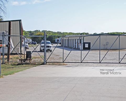 Source URL: https://cdnsc.rentcafe.com/dmslivecafe/3/1067635/1067635-1-3.jpg?width=-1&height=385&quality=80