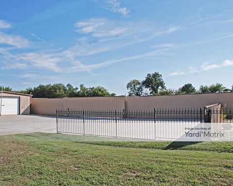 Source URL: https://cdnsc.rentcafe.com/dmslivecafe/3/1067635/1067635-1-4.jpg?width=-1&height=385&quality=80