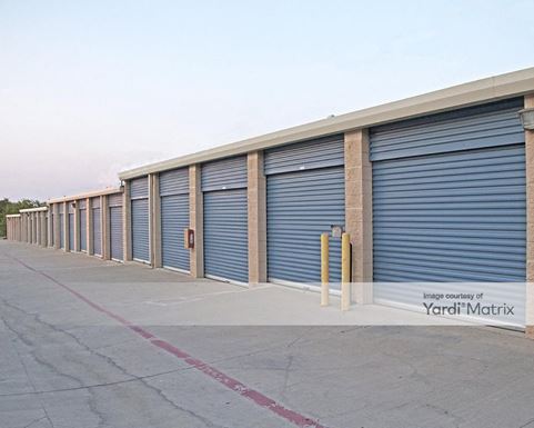 Source URL: https://cdnsc.rentcafe.com/dmslivecafe/3/1067637/1067637-1-2.jpg?width=-1&height=385&quality=80