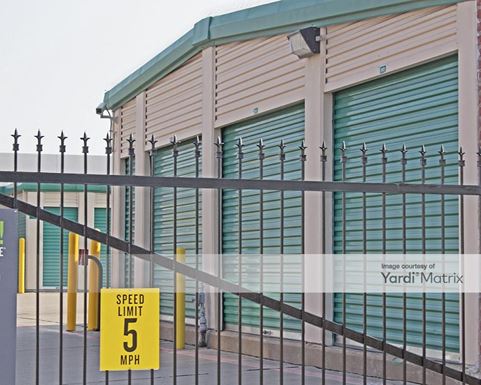 Source URL: https://cdnsc.rentcafe.com/dmslivecafe/3/1067639/1067639-1-3.jpg?width=-1&height=385&quality=80