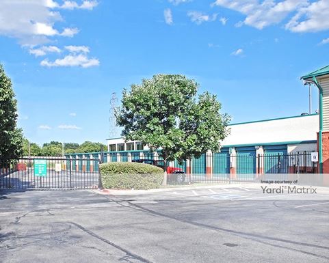 Source URL: https://cdnsc.rentcafe.com/dmslivecafe/3/1067641/1067641-1-2.jpg?width=-1&height=385&quality=80