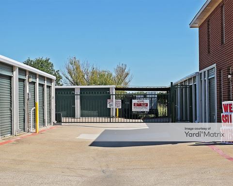 Source URL: https://cdnsc.rentcafe.com/dmslivecafe/3/1067651/1067651-1-3.jpg?width=-1&height=385&quality=80