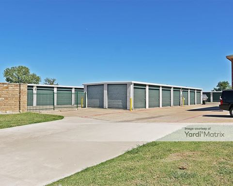 Source URL: https://cdnsc.rentcafe.com/dmslivecafe/3/1067651/1067651-1-4.jpg?width=-1&height=385&quality=80