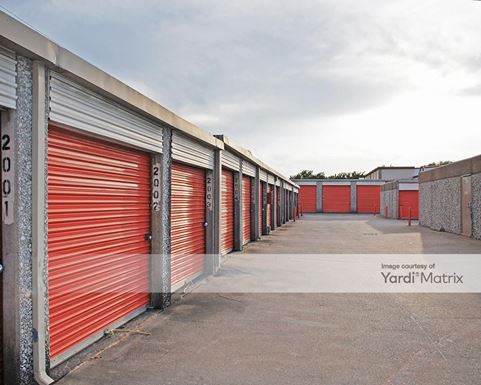 Source URL: https://cdnsc.rentcafe.com/dmslivecafe/3/1067654/1067654-1-3.jpg?width=-1&height=385&quality=80