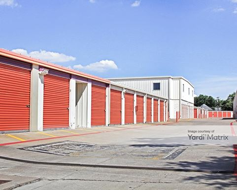 Source URL: https://cdnsc.rentcafe.com/dmslivecafe/3/1067656/1067656-1-4.jpg?width=-1&height=385&quality=80