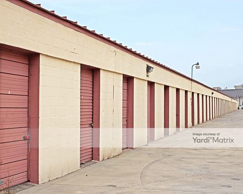 Source URL: https://cdnsc.rentcafe.com/dmslivecafe/3/1067679/1067679-1-3.jpg?width=-1&height=385&quality=80