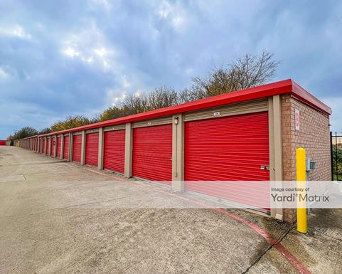 Source URL: https://cdnsc.rentcafe.com/dmslivecafe/3/1067685/1067685-1-2.jpg?width=-1&height=385&quality=80