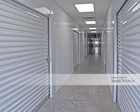 Source URL: https://cdnsc.rentcafe.com/dmslivecafe/3/1067692/1067692-1-4.jpg?width=-1&height=385&quality=80