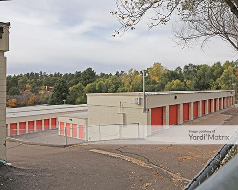 Source URL: https://cdnsc.rentcafe.com/dmslivecafe/3/1067743/1067743-1-4.jpg?width=-1&height=385&quality=80