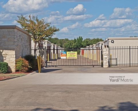 Source URL: https://cdnsc.rentcafe.com/dmslivecafe/3/1067755/1067755-1-3.jpg?width=-1&height=385&quality=80