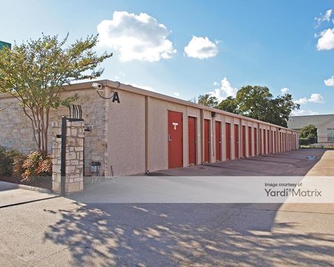 Source URL: https://cdnsc.rentcafe.com/dmslivecafe/3/1067755/1067755-1-4.jpg?width=-1&height=385&quality=80