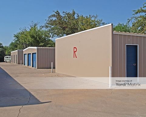 Source URL: https://cdnsc.rentcafe.com/dmslivecafe/3/1067767/1067767-1-5.jpg?width=-1&height=385&quality=80