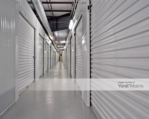 Source URL: https://cdnsc.rentcafe.com/dmslivecafe/3/1067777/1067777-1-4.jpg?width=-1&height=385&quality=80