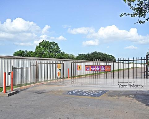 Source URL: https://cdnsc.rentcafe.com/dmslivecafe/3/1067780/1067780-1-3.jpg?width=-1&height=385&quality=80