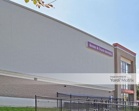 Source URL: https://cdnsc.rentcafe.com/dmslivecafe/3/1067783/1067783-1-3.jpg?width=-1&height=385&quality=80