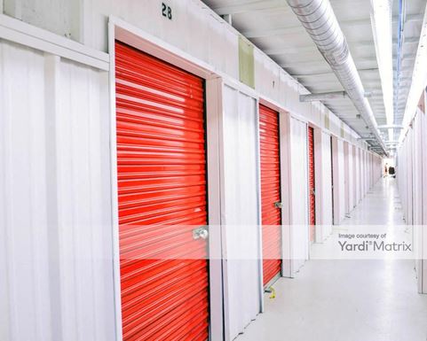 Source URL: https://cdnsc.rentcafe.com/dmslivecafe/3/1067785/1067785-1-6.jpg?width=-1&height=385&quality=80