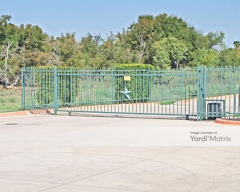 Source URL: https://cdnsc.rentcafe.com/dmslivecafe/3/1067816/1067816-1-2.jpg?width=-1&height=385&quality=80