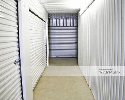 Source URL: https://cdnsc.rentcafe.com/dmslivecafe/3/1067818/1067818-1-4.jpg?width=-1&height=385&quality=80