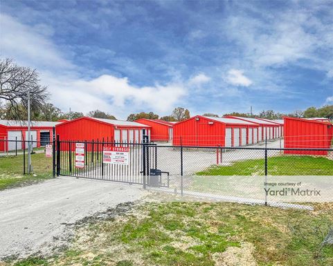 Source URL: https://cdnsc.rentcafe.com/dmslivecafe/3/1067844/1067844-1-3.jpg?width=-1&height=385&quality=80