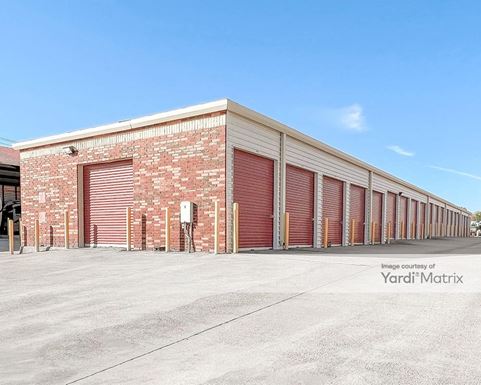 Source URL: https://cdnsc.rentcafe.com/dmslivecafe/3/1067848/1067848-1-4.jpg?width=-1&height=385&quality=80