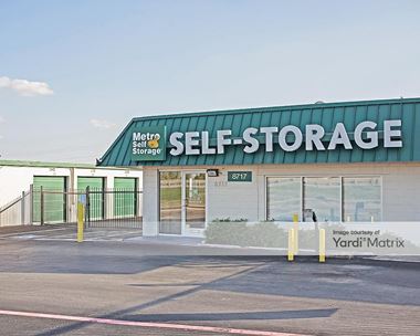Storage Units for Rent available at 8717 West Freeway, Fort Worth, TX 76116