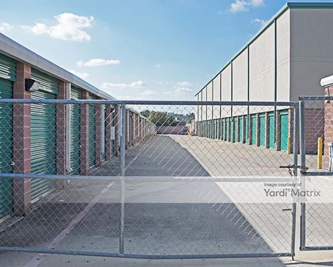 Source URL: https://cdnsc.rentcafe.com/dmslivecafe/3/1067857/1067857-1-4.jpg?width=-1&height=385&quality=80