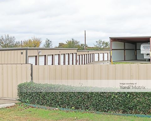 Source URL: https://cdnsc.rentcafe.com/dmslivecafe/3/1067858/1067858-1-5.jpg?width=-1&height=385&quality=80