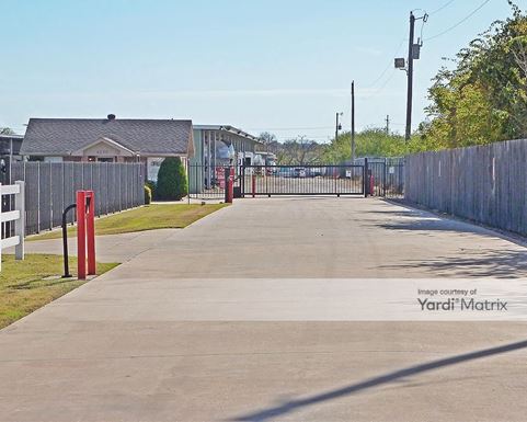 Source URL: https://cdnsc.rentcafe.com/dmslivecafe/3/1067861/1067861-1-2.jpg?width=-1&height=385&quality=80