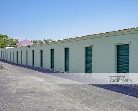 Source URL: https://cdnsc.rentcafe.com/dmslivecafe/3/1067862/1067862-1-3.jpg?width=-1&height=385&quality=80