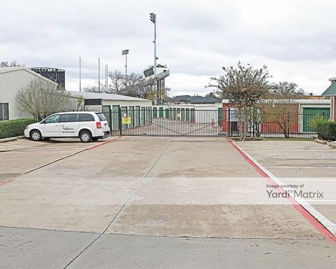 Source URL: https://cdnsc.rentcafe.com/dmslivecafe/3/1067863/1067863-1-3.jpg?width=-1&height=385&quality=80